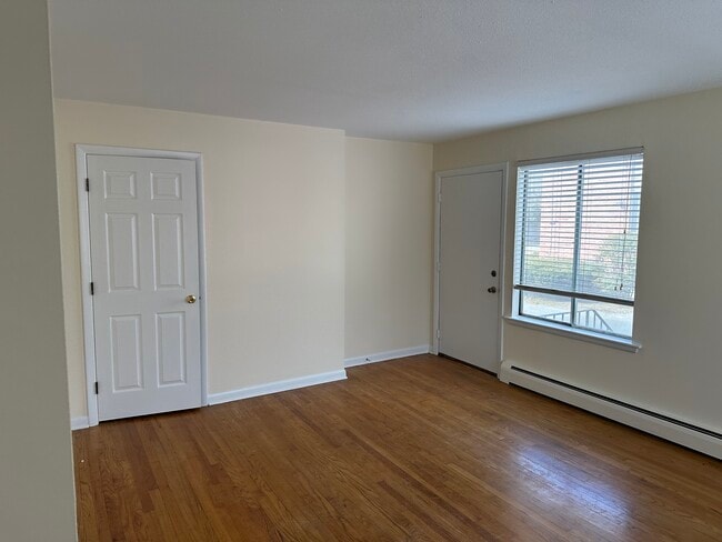 Photo - 121 New Britain Ave Unit B