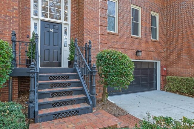 Photo - 7155 Roswell Rd