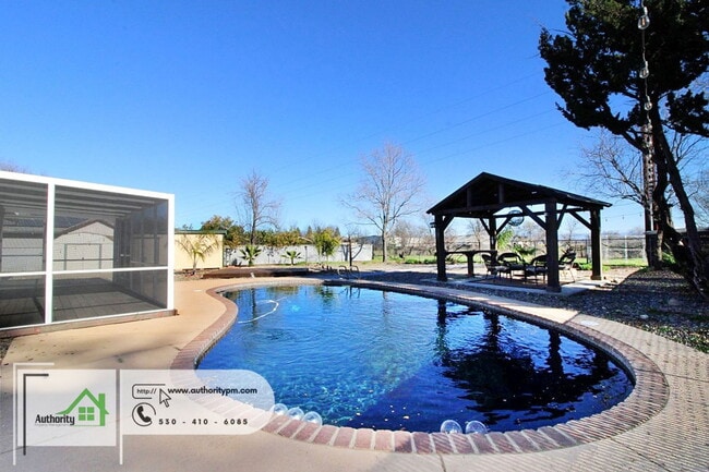 Photo - 20231 Margarita Ct E