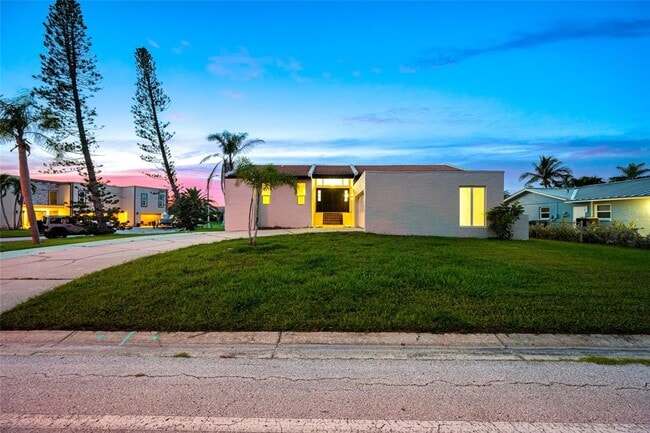 Photo - 809 59th Ave