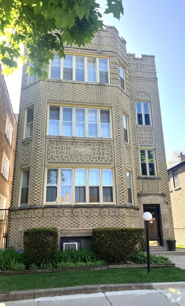 Building Photo - 9144 S Laflin St Rental