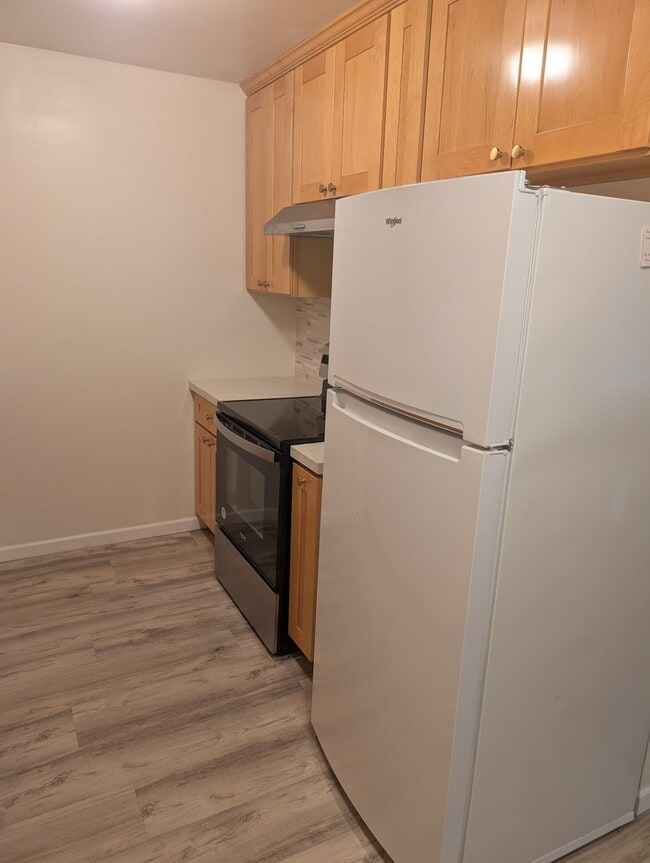 875 Northrup St Unit 23
