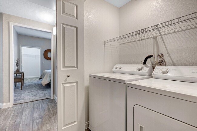 Canyon Villas Apartments