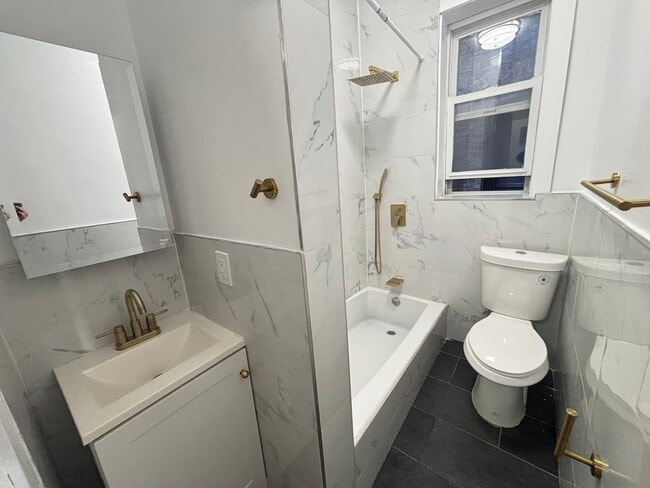 Photo - 6000 Monroe Pl