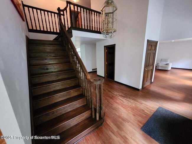 Photo - 29 Hirshorn Dr