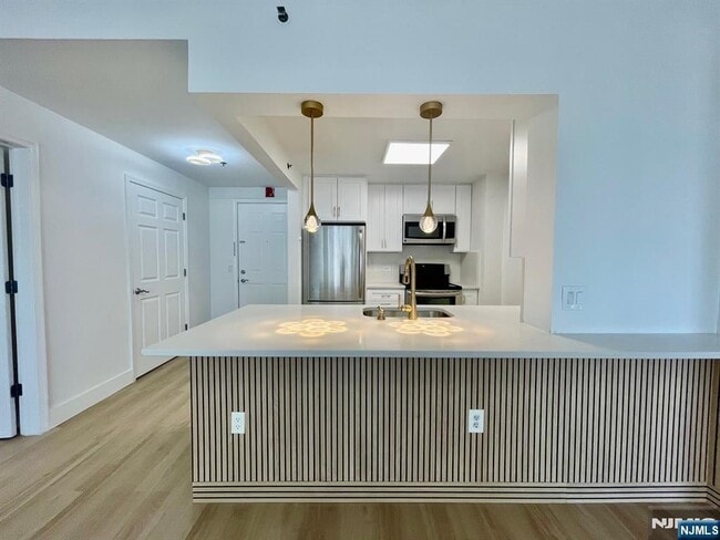 Building Photo - 2101 City Pl Rental