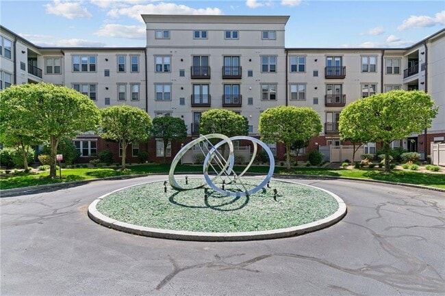 1000 Providence Pl Unit 302