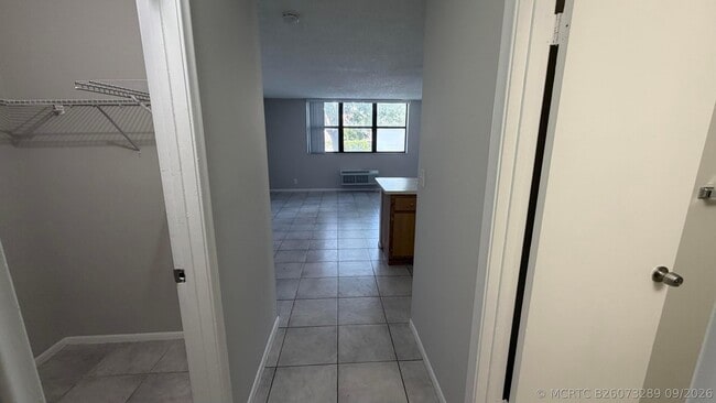2501 Riverside Dr Unit 118-A