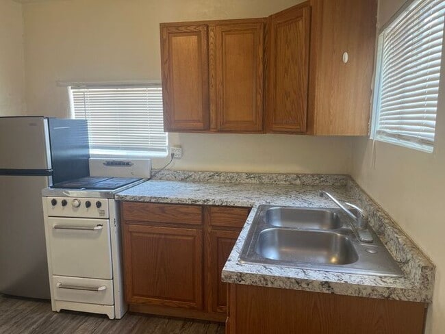 Photo - Stand alone Studio