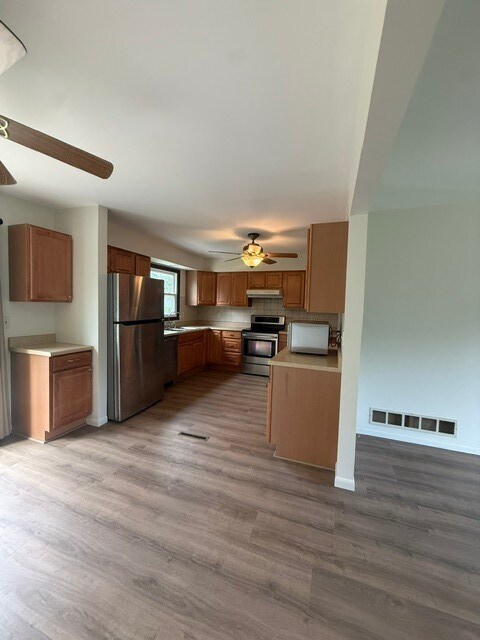 305 Somerset Dr