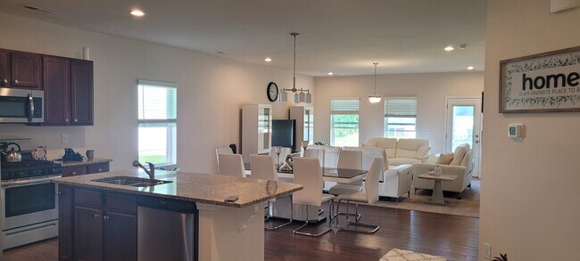 Photo - 7531 Tanglewood Way