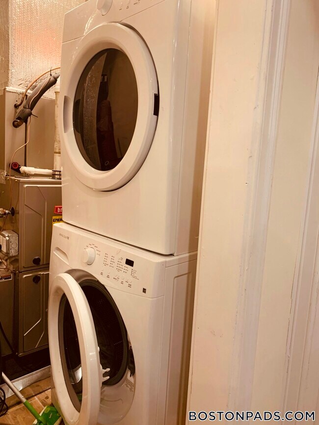 Photo - 31 Edison Green Unit 2