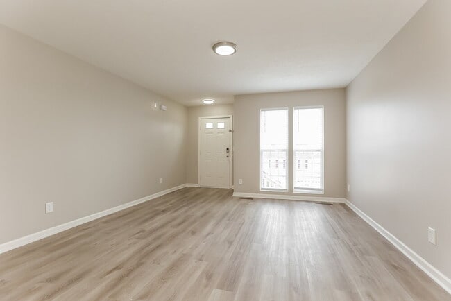 Photo - 2561 Jordan Ridge Dr