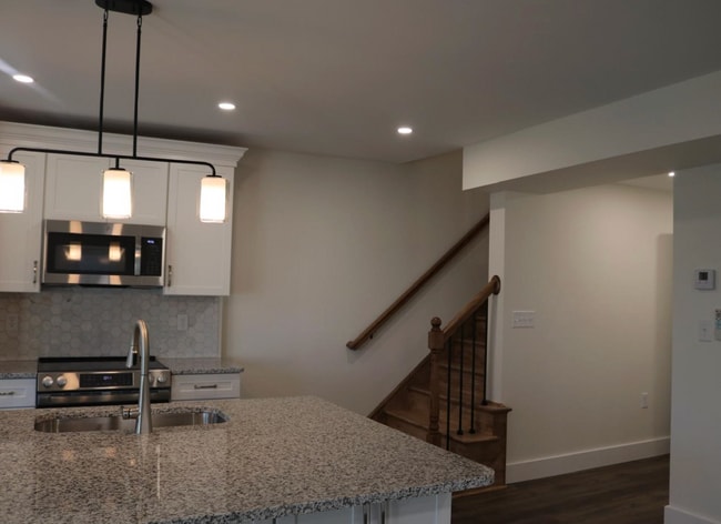 Photo - 108 W Market St Unidad 108C