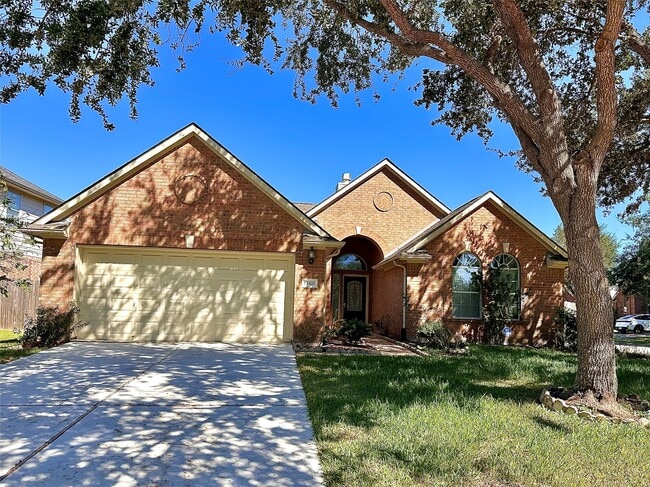 Building Photo - 15102 Millers Run Ln