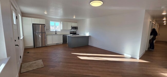 Photo - 1026 Center Dr Unidad Apt C