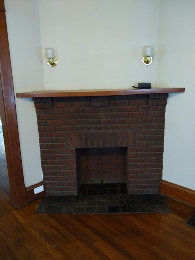 Photo - 178 Spring St Unidad 1st floor