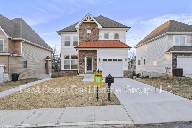 Photo - 530 N Third St