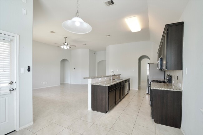 Building Photo - 3931 Medici Ct