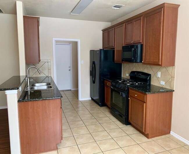 Photo - 1509 Huckleberry Ln