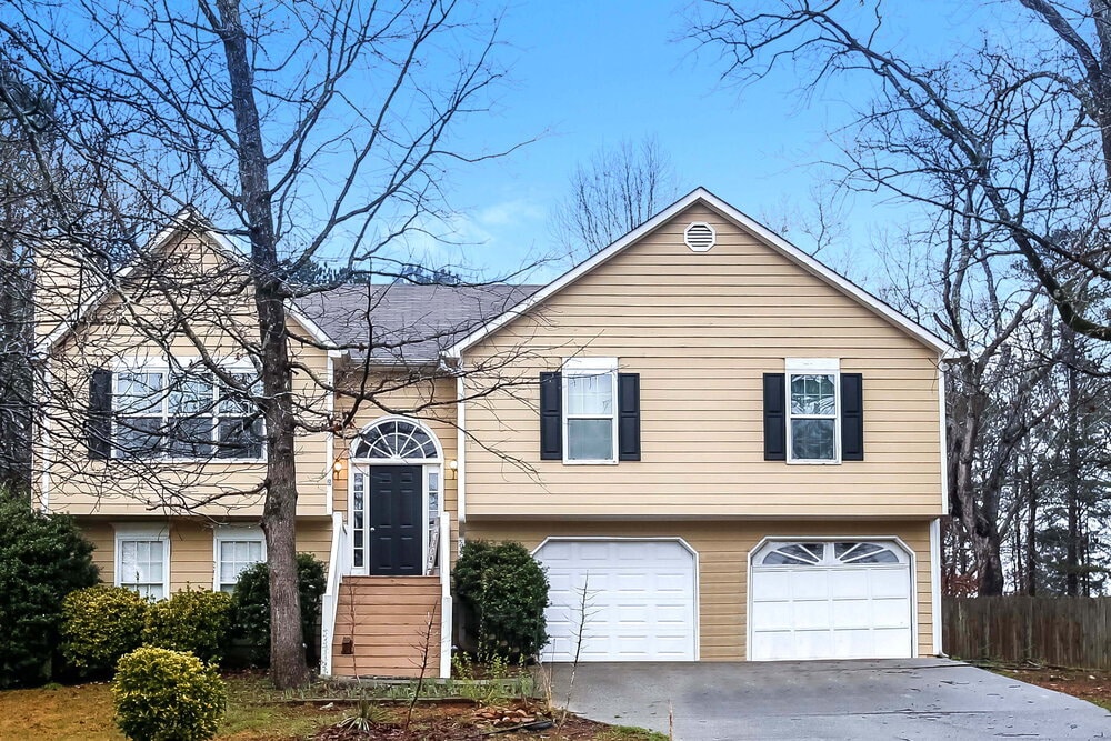 Photo - 305 Seals Dr