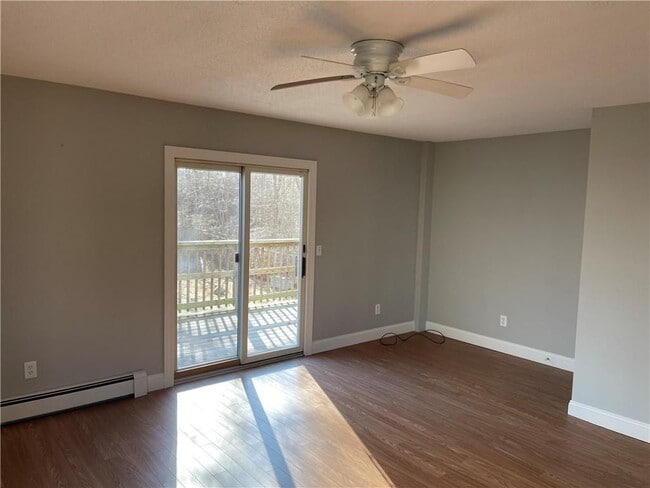 Photo - 12 Beacon St