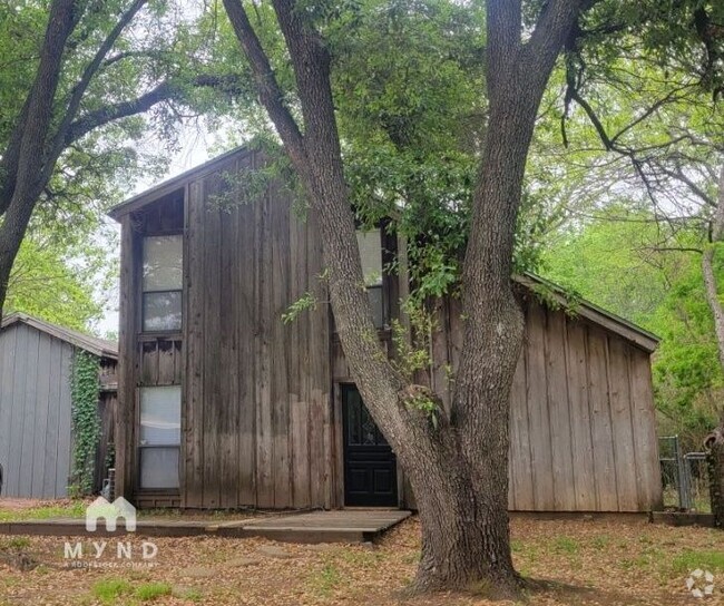 Building Photo - 1907 Whippoorwill Ln Rental