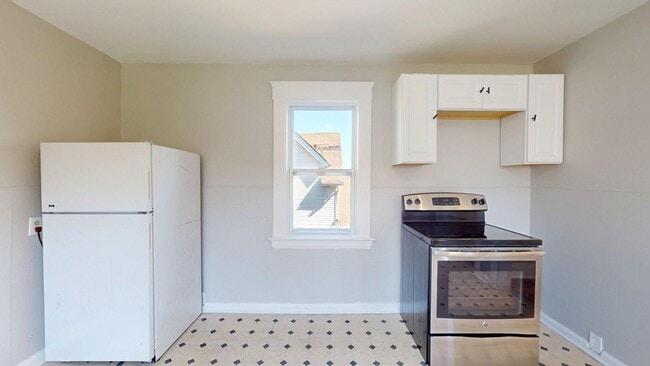 Photo - 3149 W 32nd St Unit 3149 W 32nd St - 2nd Floor