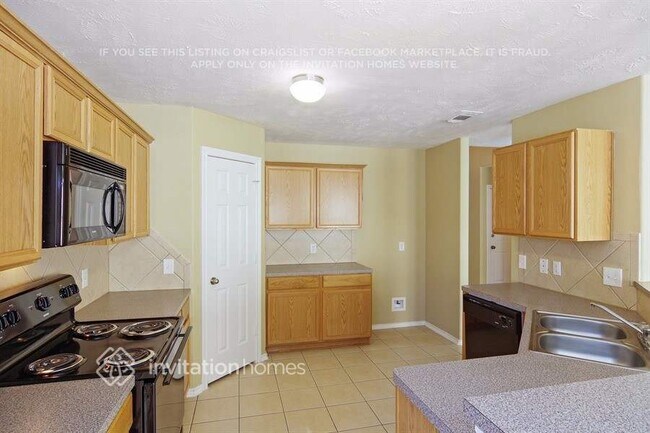 Photo - 15011 Roche Rock Dr