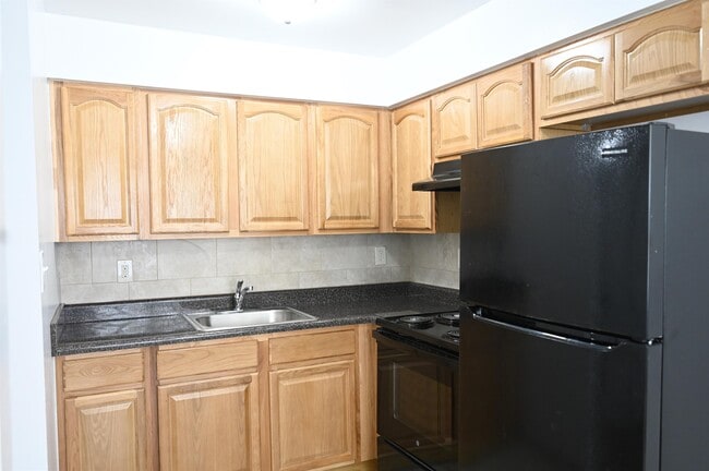 Photo - ERP 43-51 E Park St, LLC