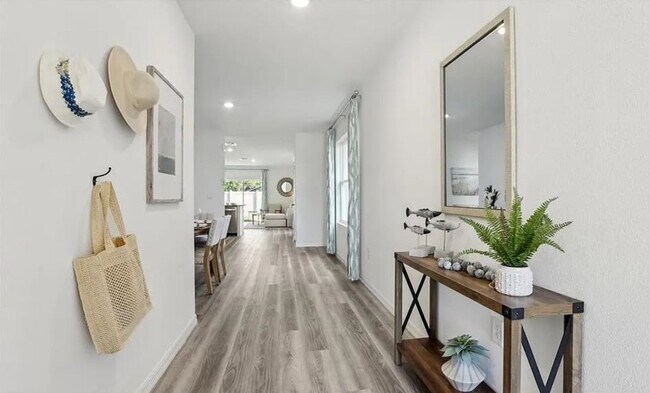 Photo - Stunning New House for Lease!