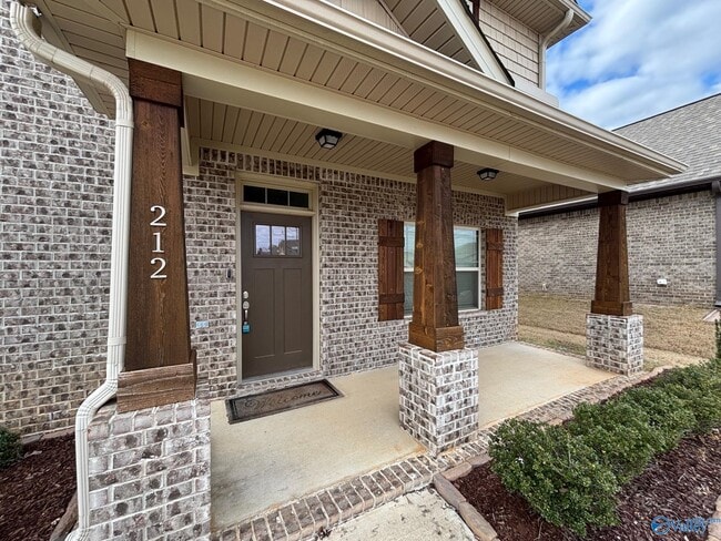 Photo - 212 Oracle Cir