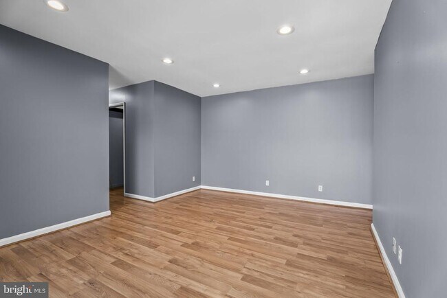 Photo - 6087 Majors Ln Unit 5 K17