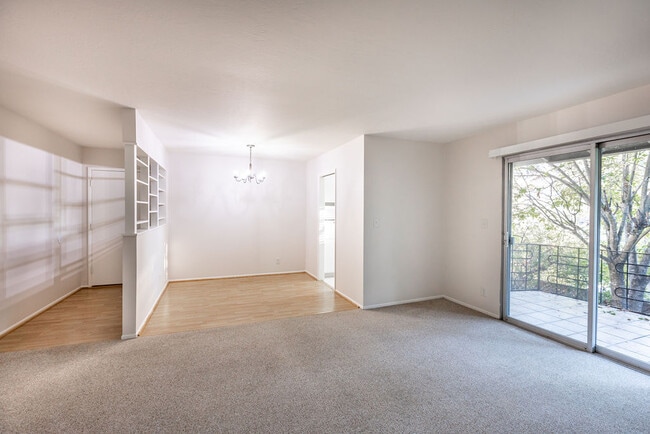 Photo - Briarwood Manor