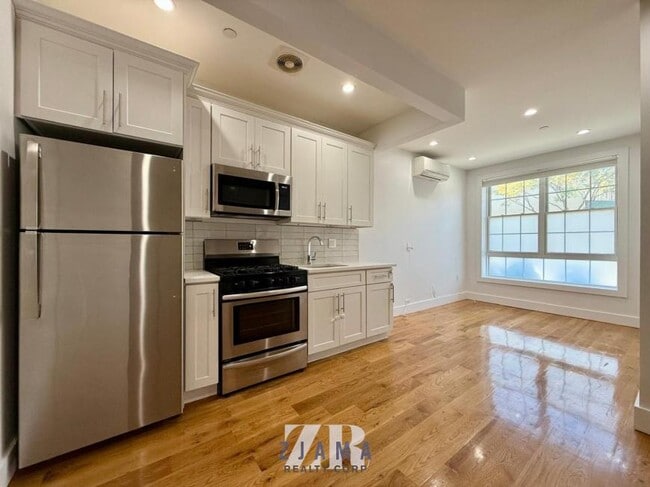 Building Photo - 1 bedroom in Brooklyn NY 11233 Unit 1A
