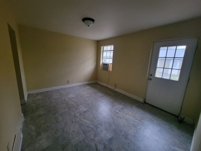 Pursley Court Apartments