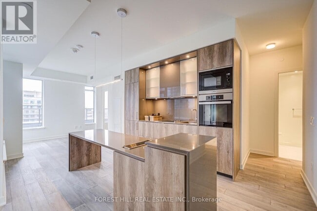 Photo - 11 Yorkville Ave Unit 1003