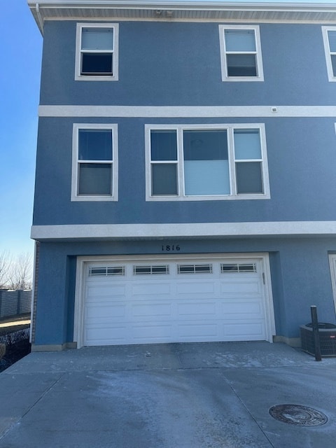Two car garage - 1816 W Dalmeny Way Unit 20