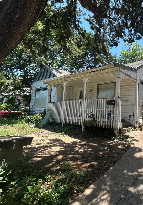 Building Photo - 314 W Clarendon Dr Rental