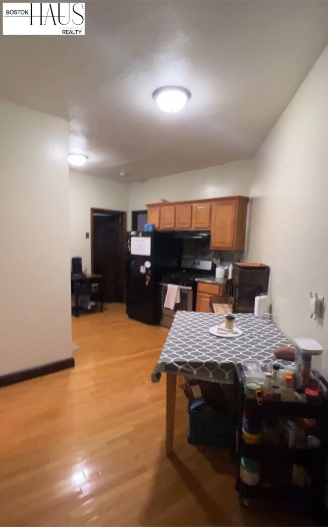 Photo - 185 Park St Unit 5