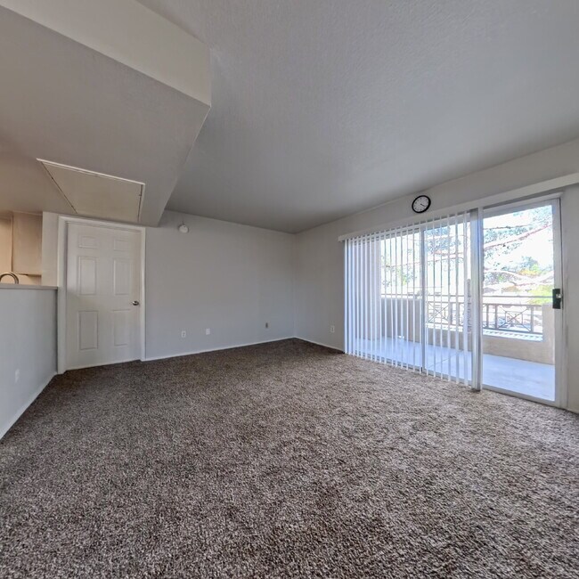 Beautiful 2-Bed, 2-Bath 2nd-Floor Condo, Conveniently Located Just Minutes from the 215 Freeway!