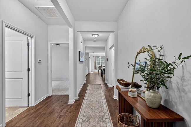 Photo - Modern 3 Bedroom Home Near Beaches & Boat Ramp