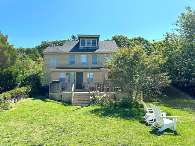 Waterfront Winter Rental: River Watch - Waterfront Winter Rental: River Watch