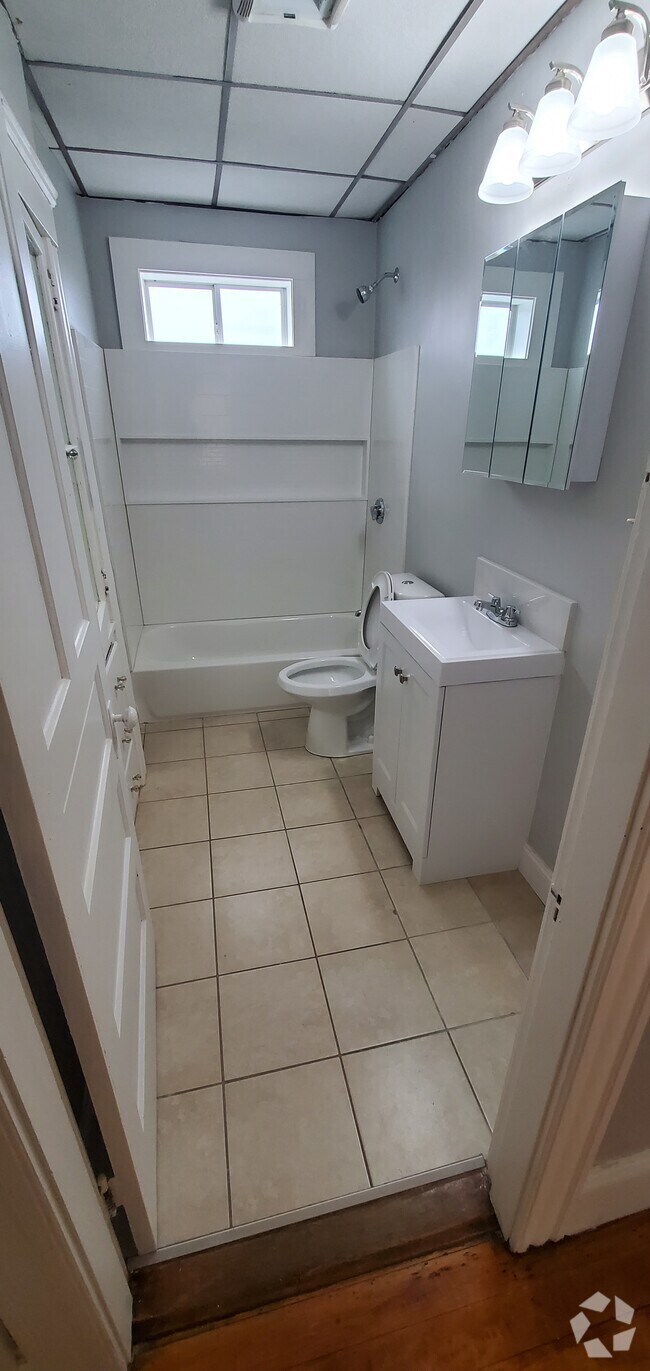 Building Photo - 6 Lilac Ct Rental