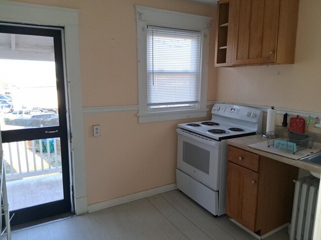 Photo - 2509 Seminary Ave Unit # B