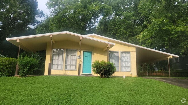 Building Photo - 2248 Norwood Dr NW Rental