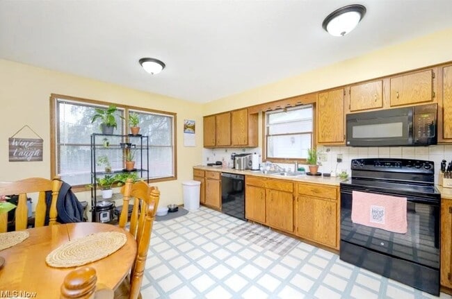 Photo - 120 Woodland Dr