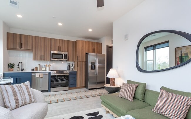 Building Photo - The Row