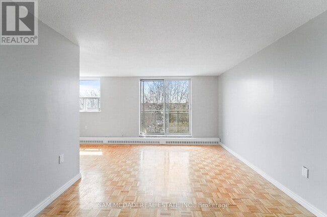 Photo - 62 Spencer St E Unit 202