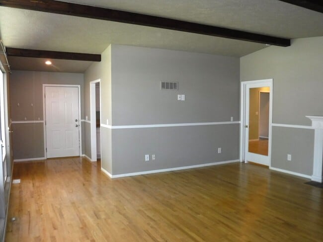 Photo - Beautiful Boise Bench home just off N Curtis and Northview St.